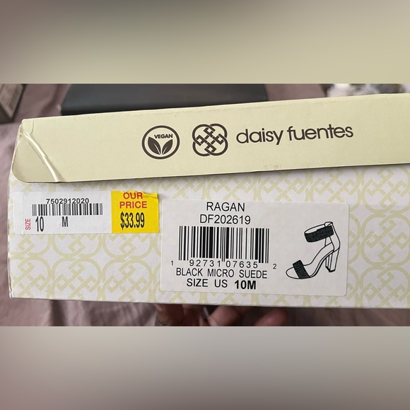 New with box T Strap Embellished heels, size 10 - Picture 3 of 7